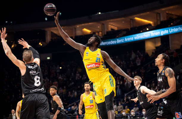 似乎保持不 似乎保持不