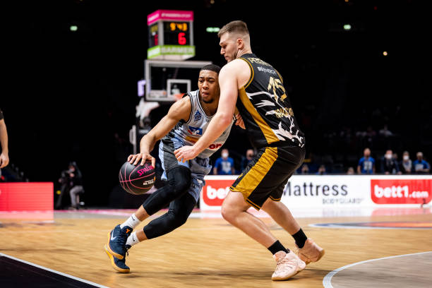 甚至引发服 甚至引发服